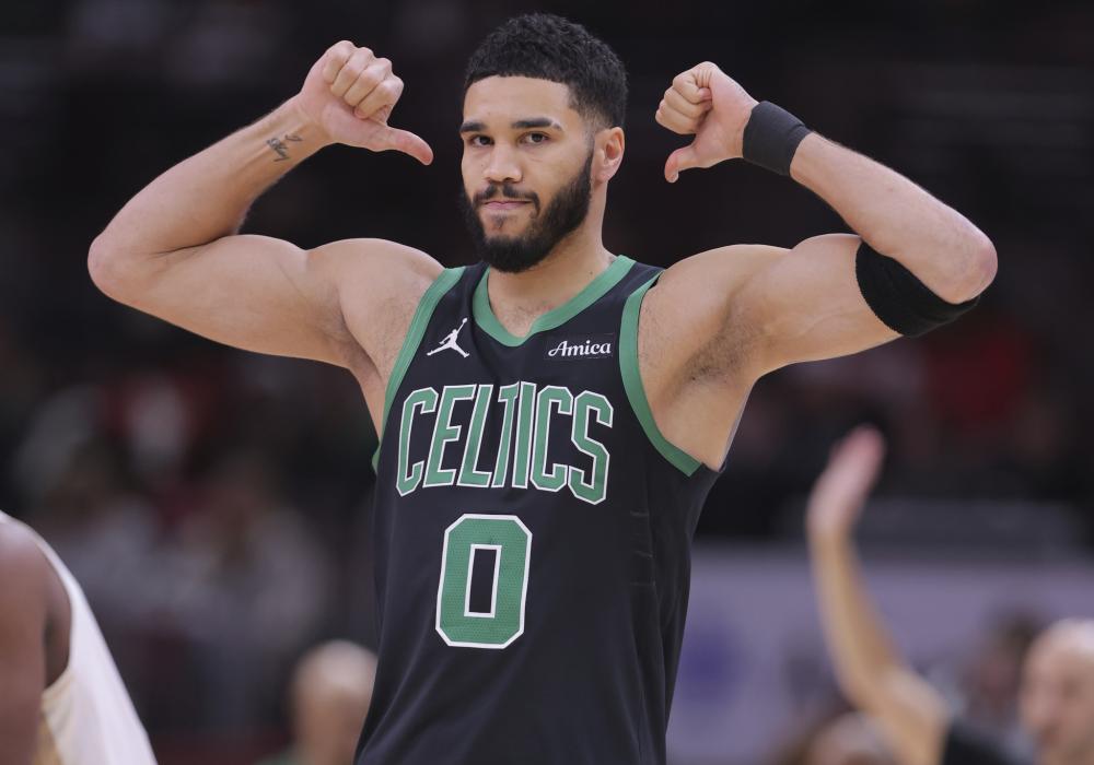 季中继续展 季中继续展