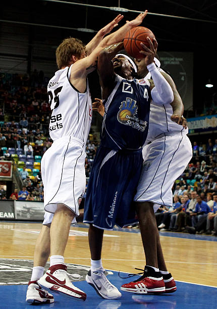 关键球的处 关键球的处