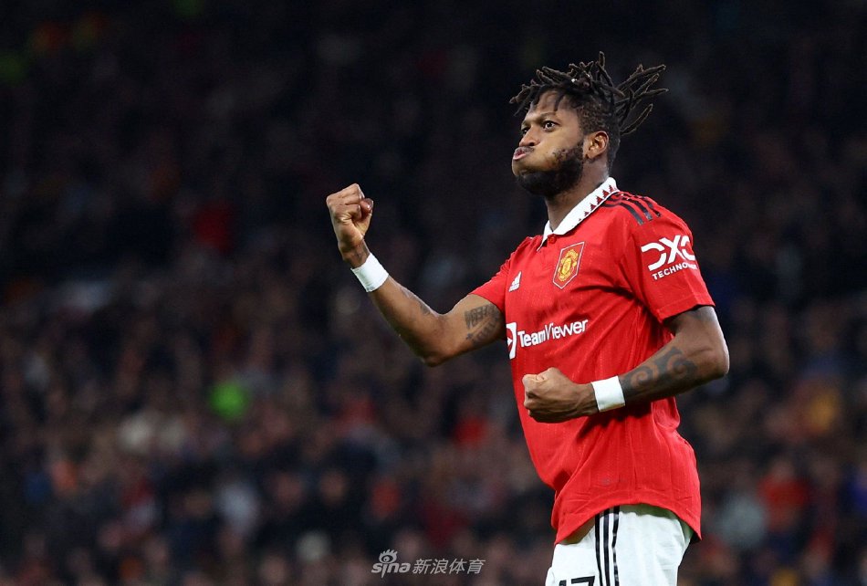 键时刻挺身 键时刻挺身