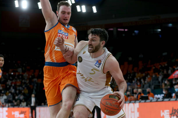 拥有优秀技 拥有优秀技